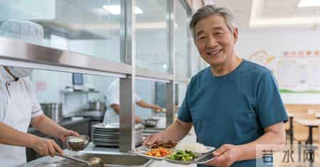 我今年60岁，退休金2774元，存款15万，退休后的生活过得很幸福！