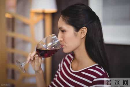 一滴也别喝！科学家发现，2020年全球有74万人因饮酒患癌