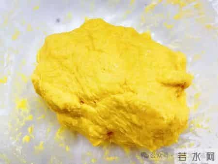 今日食谱「蓝莓软饼」宝宝辅食