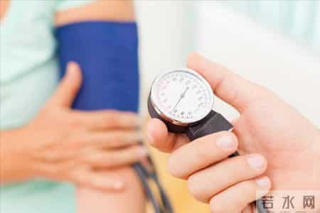 烟瘾再大也得戒！医生调查提醒：身体有这5种表现，最好把烟戒了