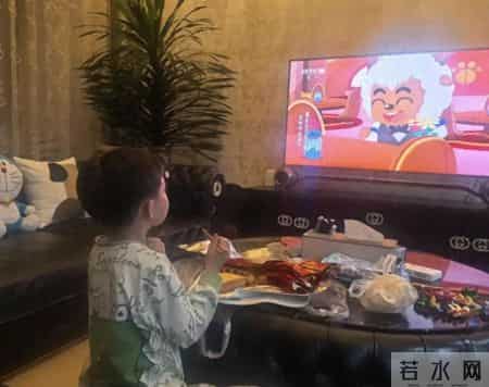 3岁前的娃，电视不能看？真相让很多家长意外了