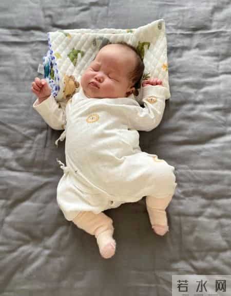 宝宝白天小觉短不用愁！4个接觉方法轻松延长睡眠时间