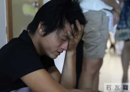 疼死了！新生儿被剪断手指紧急转院，暂不谈赔偿，家属发声太揪心