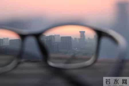 医生研究发现：天天喝酒的糖尿病人，临近60岁多数或有7种异样