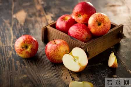 苹果立大功？医生发现：经常吃苹果的人，不出半年，或有这3变化