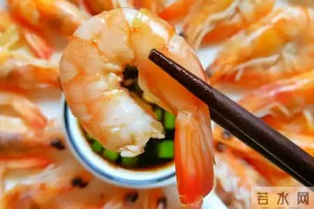 虾肉成为焦点！调查发现：高血脂常吃虾肉，坚持三月或有4大益处