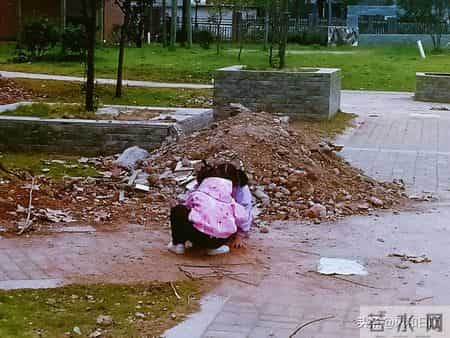 别逼孩子“懂事”了！你越让步，他越有底气过好一生