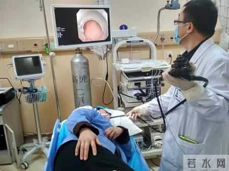 芝麻引热议！医学研究：胃炎患者常吃芝麻，或出现这4种变化