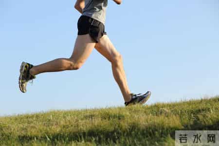 饭后半小时做对这件事，血糖能降45%！医生提醒：比吃药还关键！