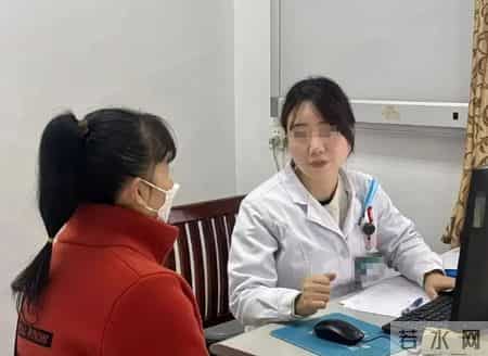 医生：服用维生素b12+叶酸的人，身体出现这三个症状必须停药