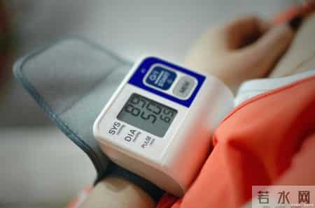 小寒已经到了，医生提醒：高血压的朋友，早上牢记2不做3不吃！