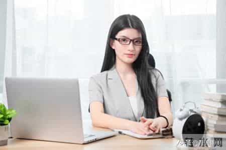 混到老才明白：被领导边缘化，讨好没用，忍让更蠢，聪明人这样干