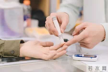 吸烟又火了？我发现：血糖高吸烟时，多留意5点，有益健康