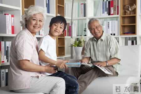 一段很现实的话：“有孙子的晚年和没孙子的晚年，过的是两人生”