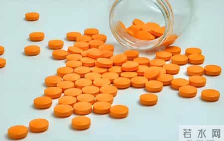 血脂达标不用吃阿托伐他汀？专家研究：高危人吃了有助于防心梗