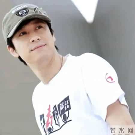 身价过亿到拍卖豪宅，被迫“住”养老院的解晓东，57岁混成这样？