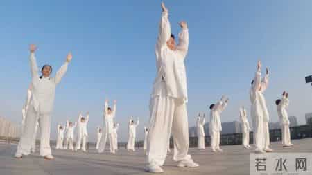 2026春节，暖到离谱！大年初一撞七九，医生：冠心病人的春天来了