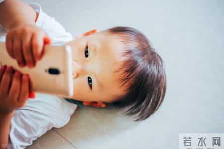 孩子沉迷手机，往往不是自控力差，而是生活太“空”