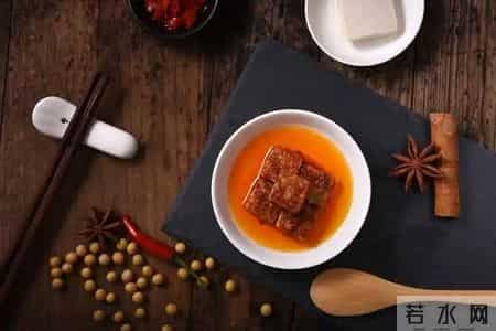 腐乳再次受关注！医生多次提醒：经常吃腐乳的人，要多注意这5点