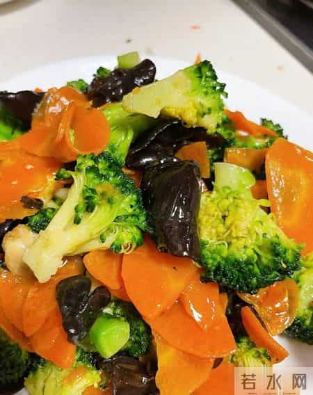 肝脏超爱这“平价菜”！眼干脸黄者多吃，给肝来次“大清洗”