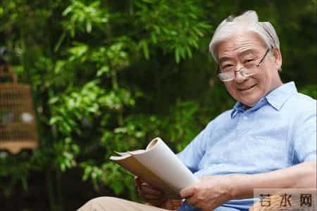 多名医生呼吁：超过63岁的老人，宁可在家做家务，也别出去干这些