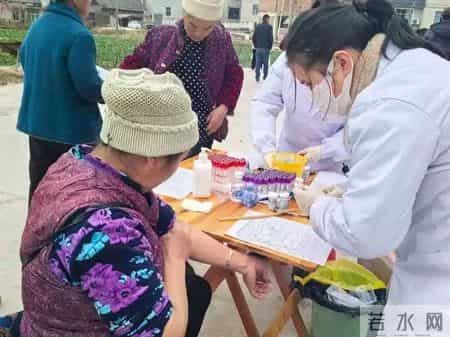 燕麦粥被推崇！医生：高血脂者早餐坚持吃，不过半年可见4个改善