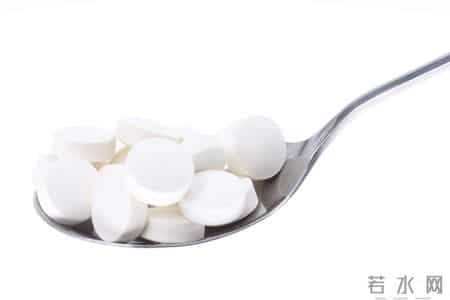 高龄老人不用吃他汀权威研究：70岁以上高危者吃了更长寿