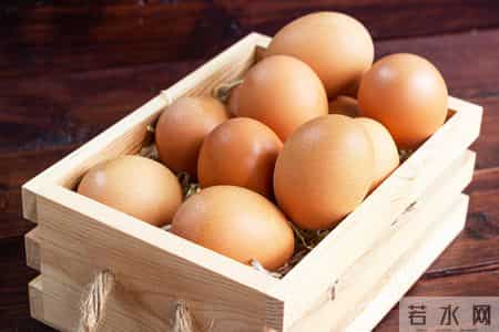 胃病与鸡蛋有关？医生：胃不好的老年人，吃鸡蛋千万避免5食物