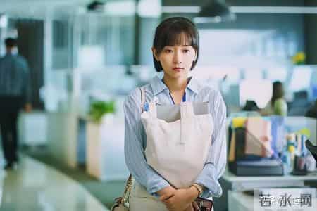 晒薪被开除，人肉被曝光，普通打工人咋成了仇富新目标？