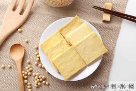 更年期别再不敢碰豆制品！这些食物比豆浆更养人，很多人还不知道