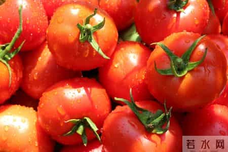 服用降糖药，不可以吃橘子？告诫：吃降糖药，2种水果请谨慎食用