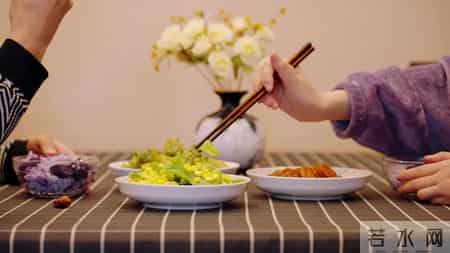 小寒过后，医生建议高血压患者：宁可天天玩手机，也别忽视这几点