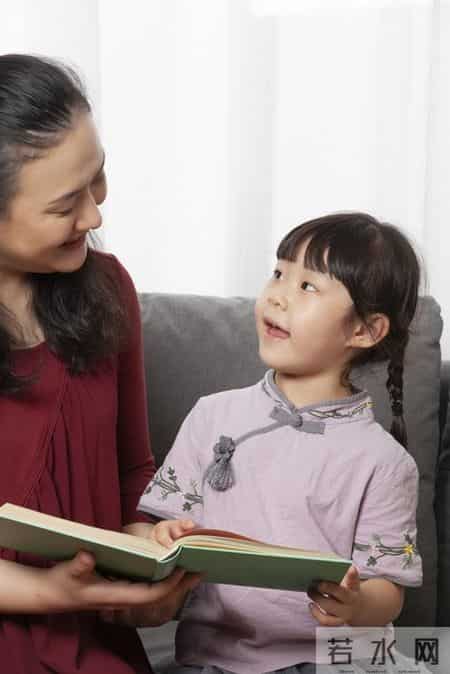 为什么别人的孩子懂事又上进？核心原因其实在家长的日常举动里