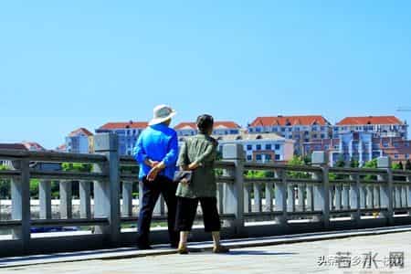 老了才明白：尽量不要跟身边任何人！包括你的亲人，分享这5件事