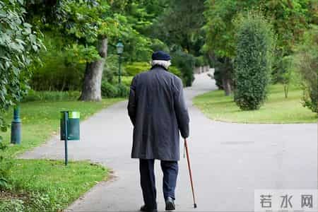 医生发现：天天走路的前列腺增生患者，不用几月，或迎来7变化