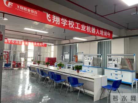 工业机器人培训真能月入过万？揭秘5大高薪就业真相！