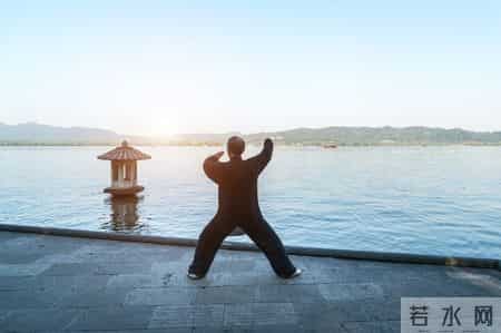 别不信，人老了，最终能靠得住的，只有这两样一是兜里的钱，二是