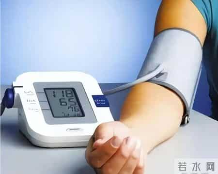 血压140-90以上就是高血压？专家说实话：很多人被误诊为高血压