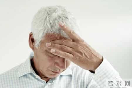 天气寒冷，医生告诫脑梗患者：不想脑出血，出门这些事一定注意