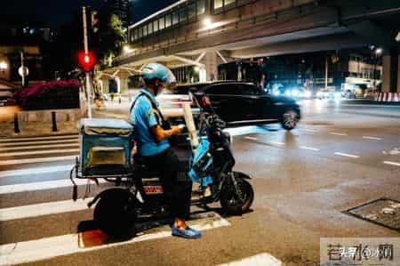 一学期关掉30所！幼儿园“关停潮”蔓延，幼师转行送外卖真相扎心