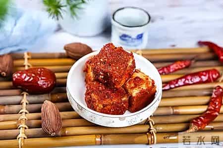 腐乳再次受关注！医生多次提醒：经常吃腐乳的人，要多注意这5点