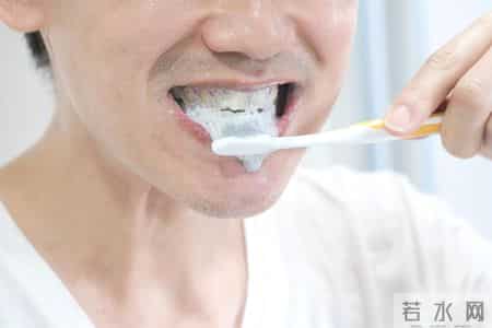 医生提醒：跟艾滋病患者一起吃饭，一定注意三件事，千万别忽视！