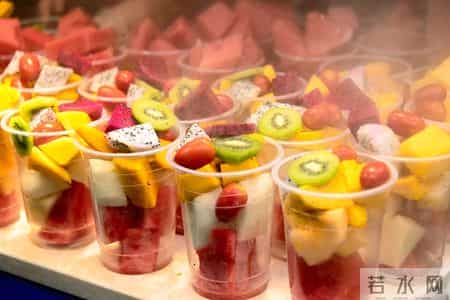 4种水果已被列入“致癌名单”，吃多了致癌，可信吗？告诉你真相