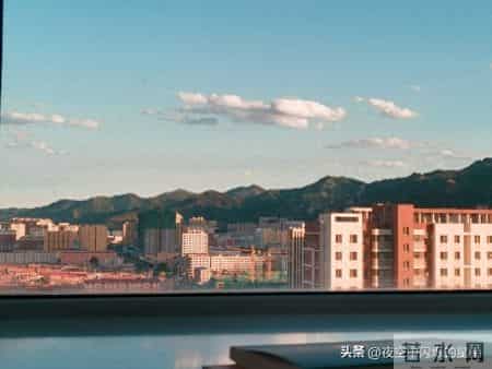 晚年最大的依靠不是儿女，而是手里的钱和硬朗的身体这才是真理。