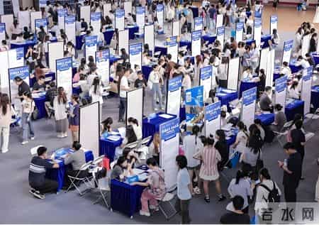 去文凭时代要到来？罗振宇重磅预言：3年内高中生可进大厂拿高薪