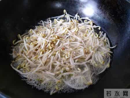 明日三九，“打死”都不要买的6种食物，别贪便宜买来吃，别大意