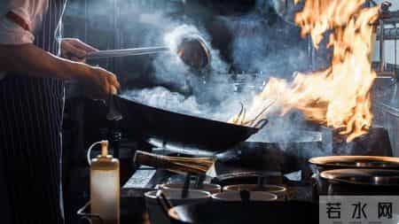 医生提醒：跟肺癌患者一起吃饭，一定要注意5件事，千万别忽视！