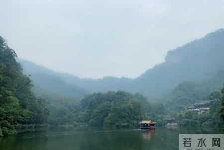 我发现一件很可怕的事：退休后，千万不要长期待在家里