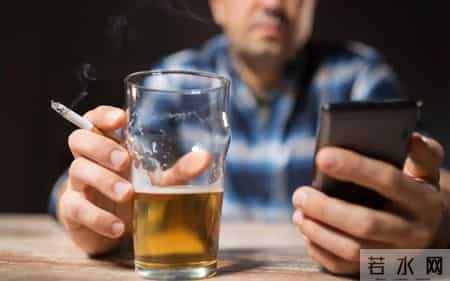 人不会无故患上冠心病？研究发现：患上冠心病，背后有5点原因