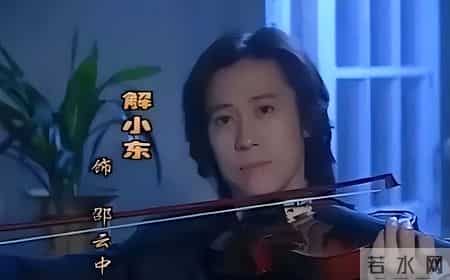 那个连登14次春晚的歌坛巨星，如今家产被拍卖“住进”养老院？